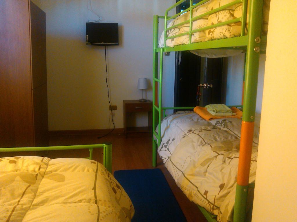 Hostal Barrio Italia Santiago de Chile Rum bild